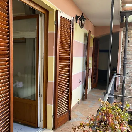 Il Cortile Di Lucia Appartement *