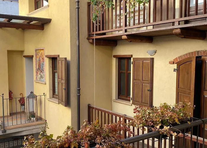 Il Cortile Di Lucia דירה Caraglio